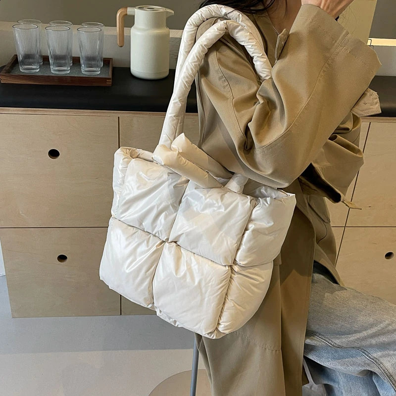 Beige Puff Bag For Women Nylon Shopping Bag Large Capacity Shoulder Bag Black Down Feather Handbag Tote Big 240824