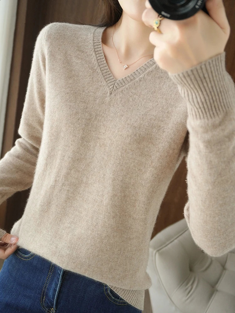 Wool Sweater Cashmere Pullover Women V-Neck Long Sleeve Soft Basic Solid Color Knitwear Clothing Tops 240824