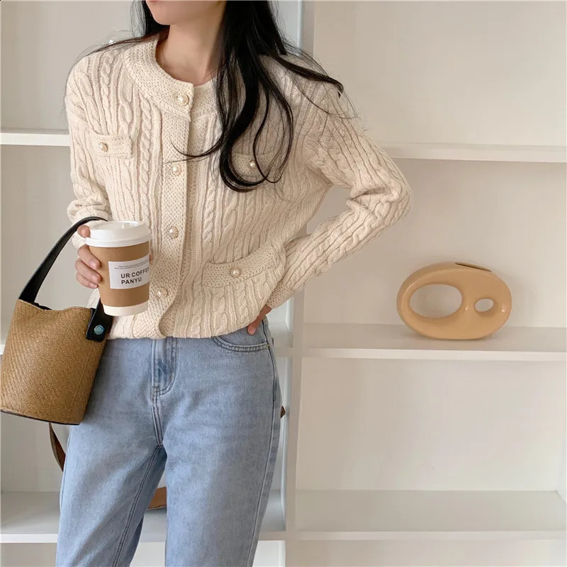 Deeptown White Vintage Women Knitted Cardigan Korean Fashion Long Sleeve Female Sweater Slim Autumn Elegant Knitwear Old Money 240824