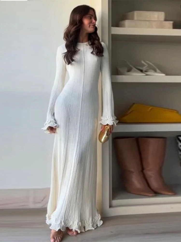 Womens elegant pleated hem knitted white long skirt Oneck sparkling sleeved strapless dress evening 240824
