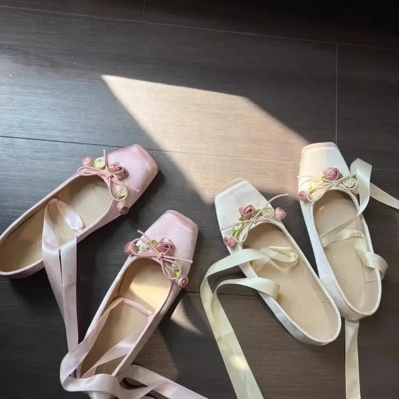 Womens Flat Shoes Pink Ballet Womens Single Shoes Fashion Lace Girls Mary Jane Shoes Sweet Flower Women Spring 240823