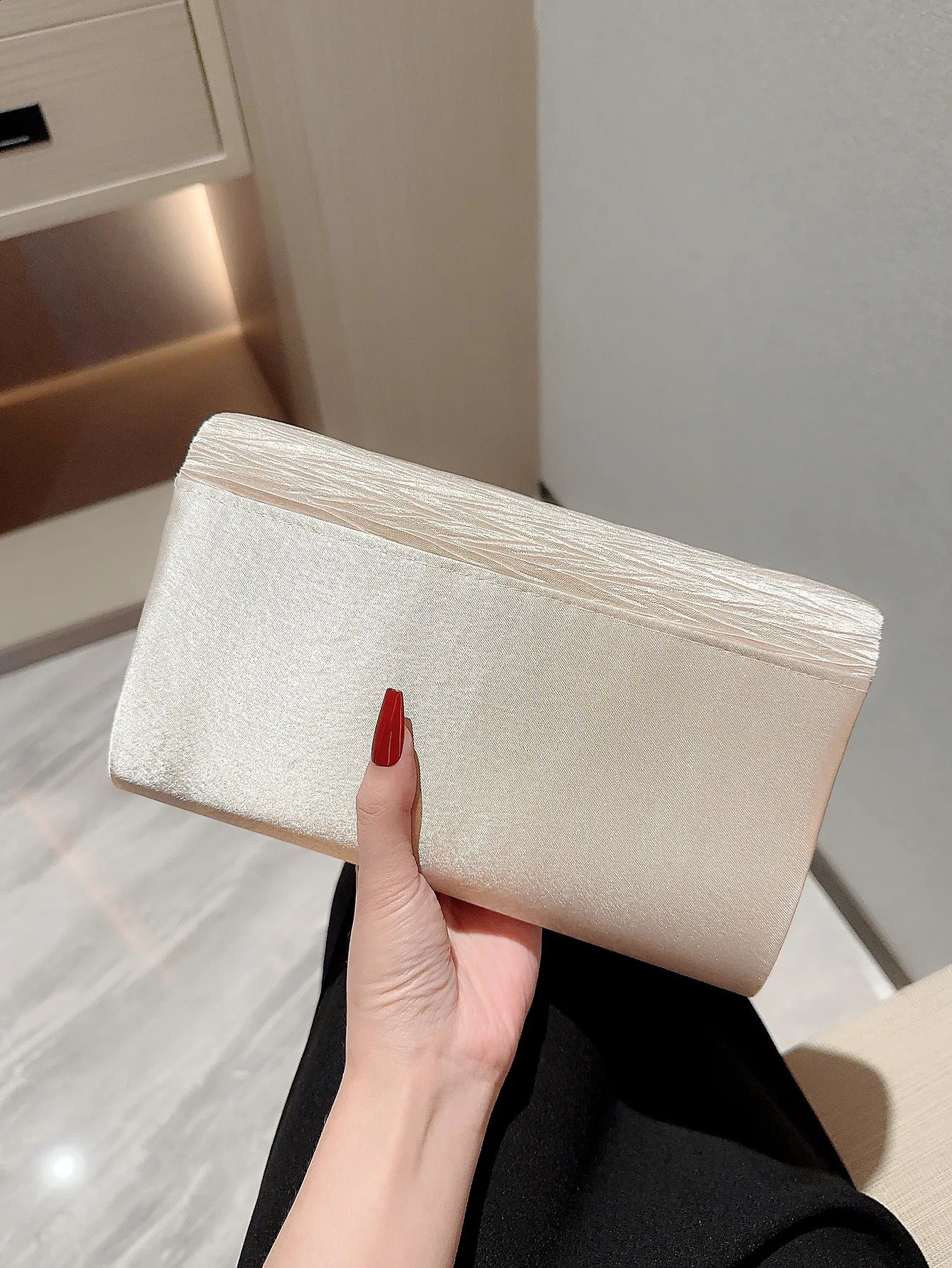 Quality handbag small Dinner Bag Diamond Wedding Square Chain Shoulder Fashion Handbag Shiny Evening Clutch Bags 240824Z
