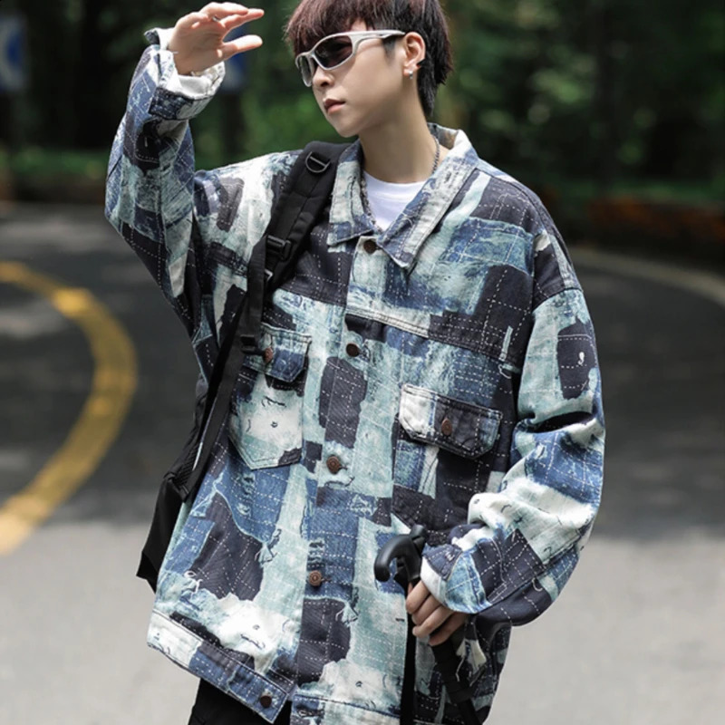 Denim jacket mens asymmetrical contrasting color pocket European style retro temperature backpack autumn fashion casual youth 240824