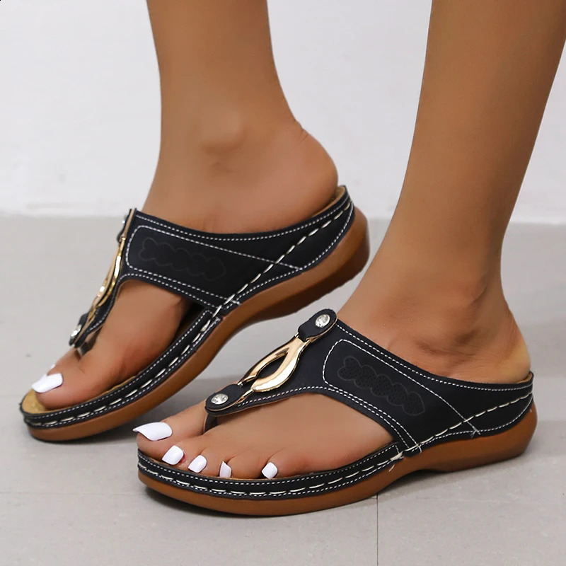 Leisure wedge comfortable orthopedic slider womens sandals clip toe metal buckle decoration anti slip platform gladiator shoe slider 240823