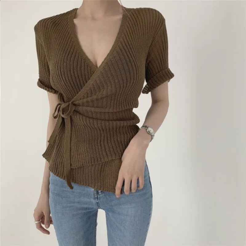 Deeptown Short Sleeve Criss Cross Womens Knit Cardigan V Neck Basis Knitwear Summer Korean Fashion Elegant Sweater Old Money 240824