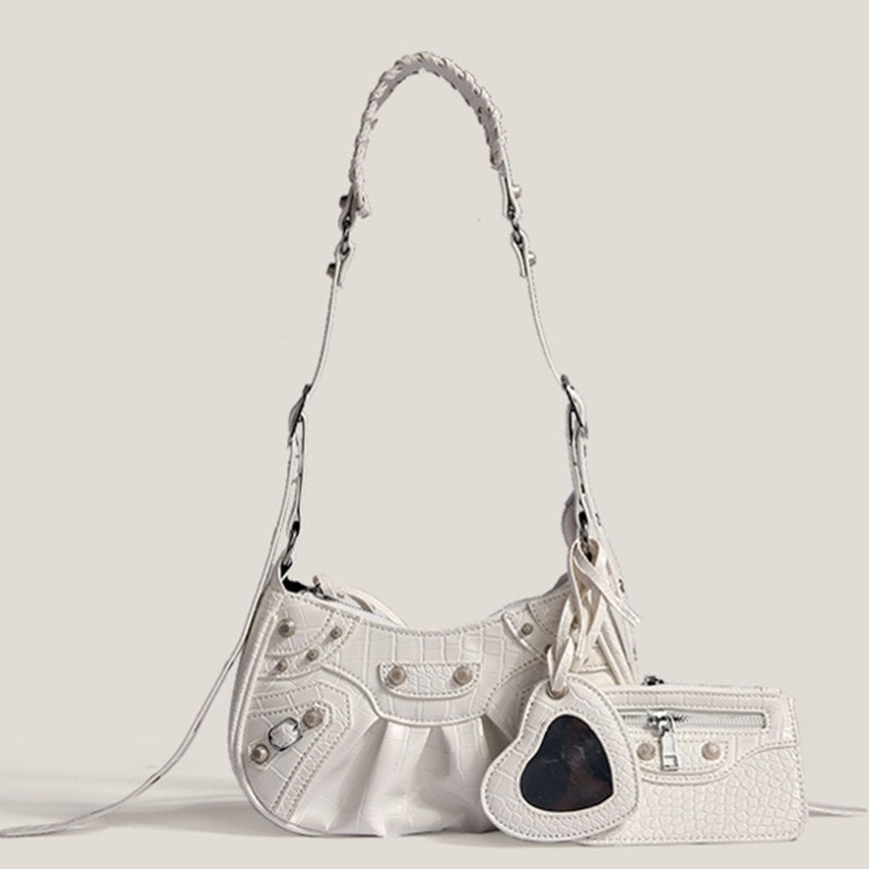 Fashionable motorcycle bag underarm bag rivet tassel high-end pleated bag single shoulder bag
