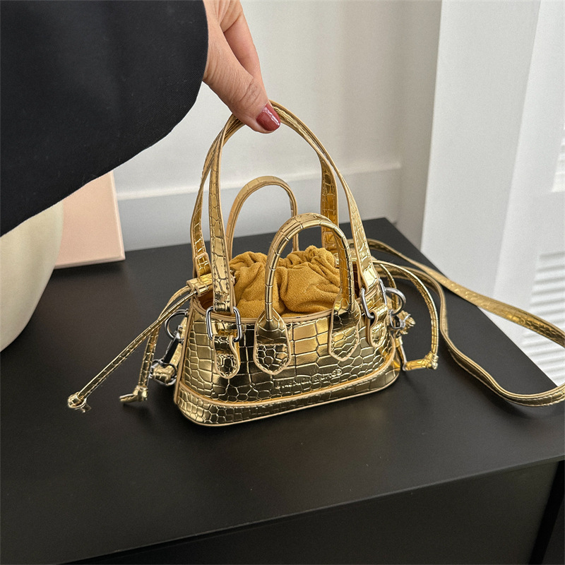 Free shipping, new spring and summer mini bucket bags for women, high-end and stylish crossbody bags, small square bags 2025