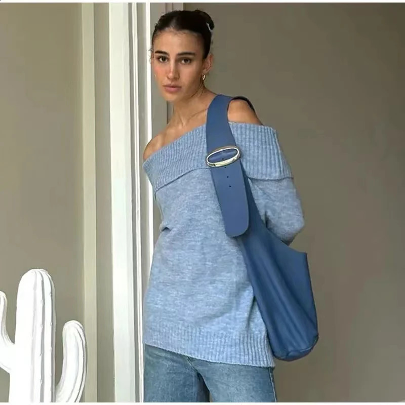 Autumn and Winter Soft Glutinous Bottom Off Shoulder Sweater for Womens Casual Loose and Lazy Style One line Neck Knitted T 240824