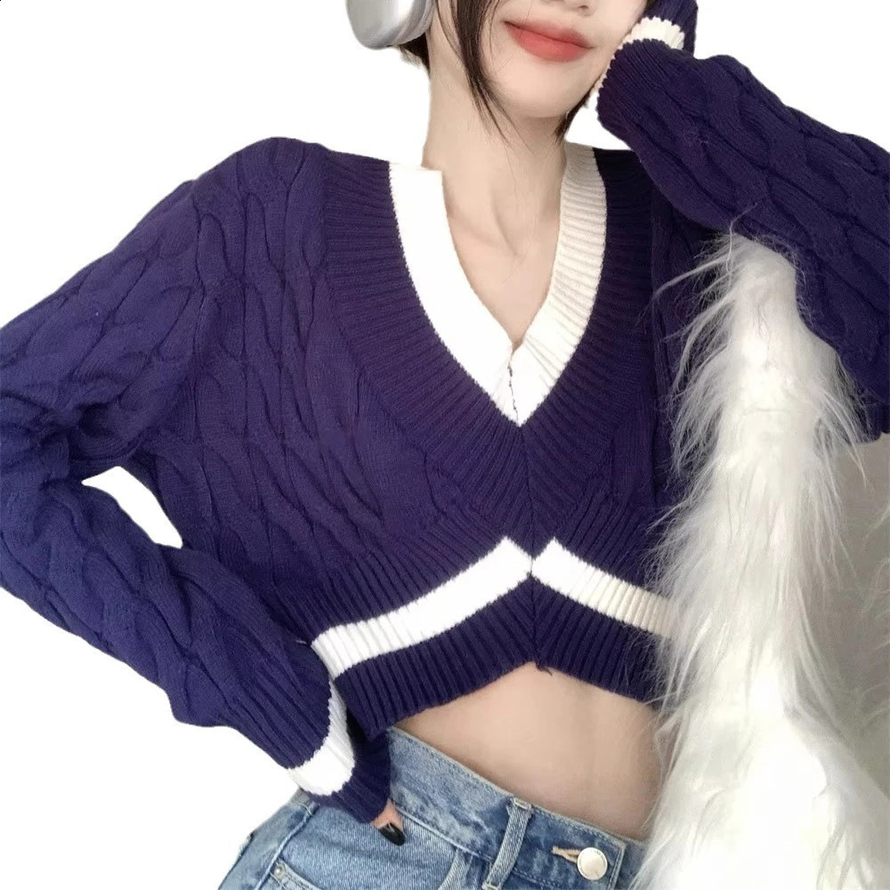 Autumn V-neck Twists Knit Sweater Womens Short Pullovers Top Korean Fashion Long Sleeve Sweaters Womens Knitwear 240824