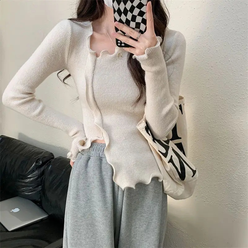 Womens Spring and Autumn Fashion Trend Knitted Shirt Pure Desire Sweater Base Shirt 240824