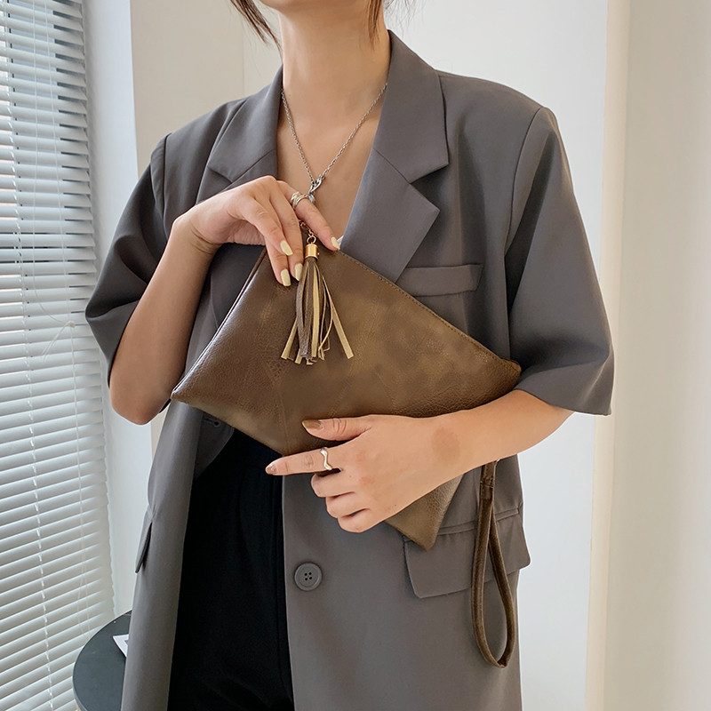 New texture design armpit bag fashionable tassel pleated shoulder bag