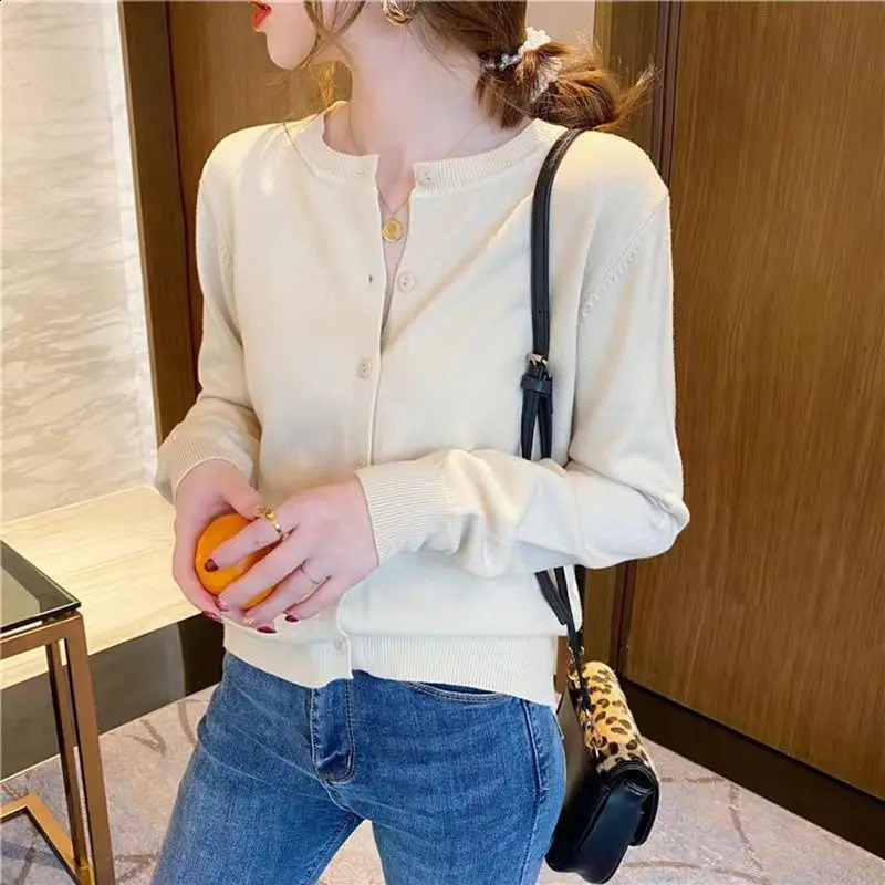 Womens Autumn Style Fashion Simplicity Solid Color O-neck Long Sleeve Sweater Coat Women Clothes All-match Loose Tops 240824