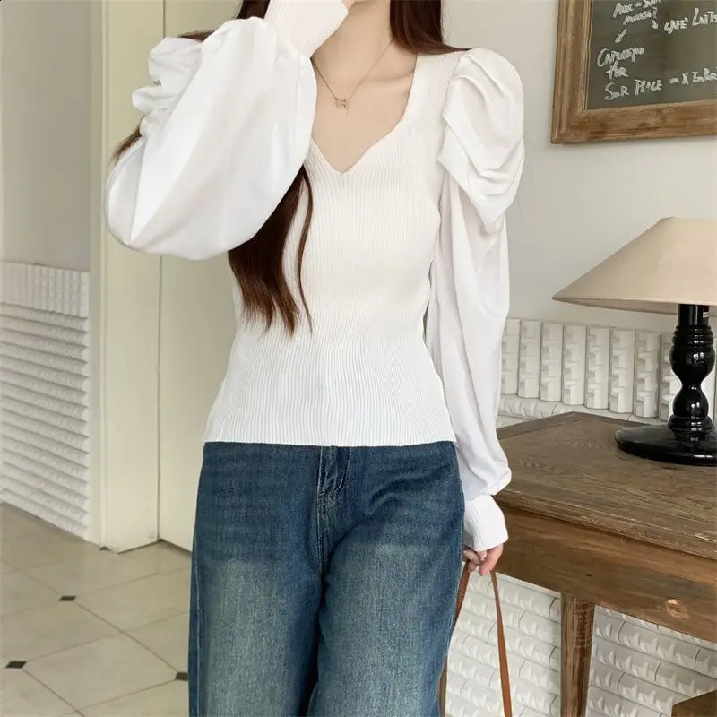 French Style Temperament V-neck Long Sleeved Knitted Sweater for Womens Spring Autumn Slim Fit Bubble Sleeve Base T-shirt Top 240824