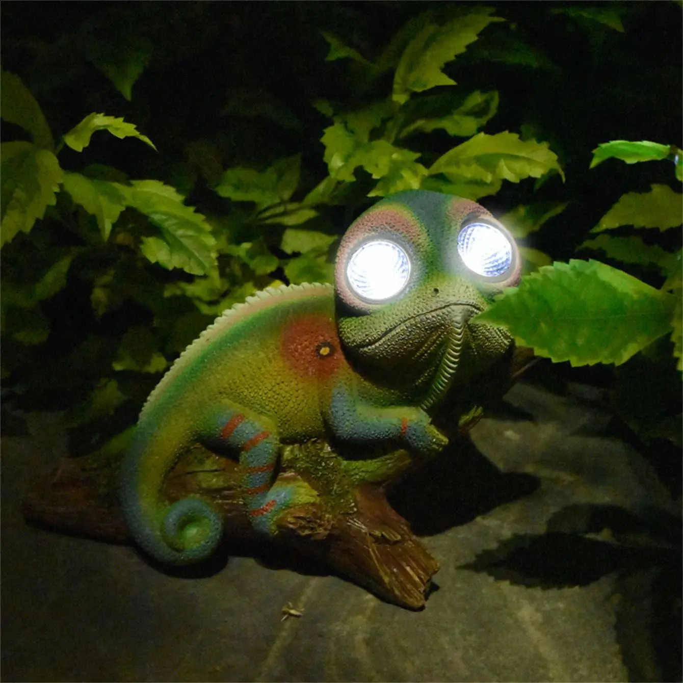 Solar Statue Resin Lizard Chameleon Garden Decorations Outdoor Waterproof Animal Figurine For Yard Patio Lawn Balcony Ornaments 240824