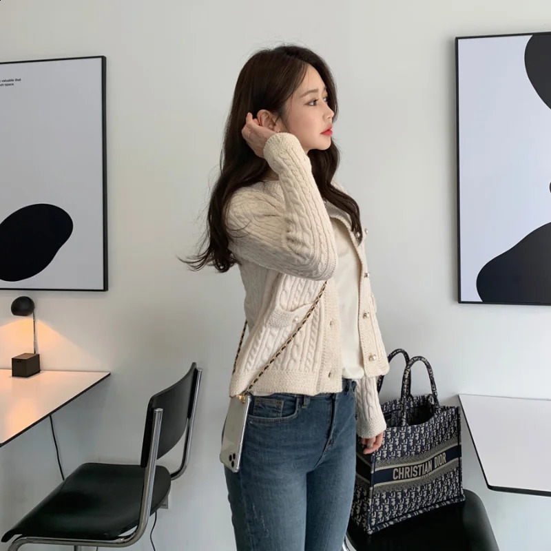 Deeptown White Vintage Women Knitted Cardigan Korean Fashion Long Sleeve Female Sweater Slim Autumn Elegant Knitwear Old Money 240824