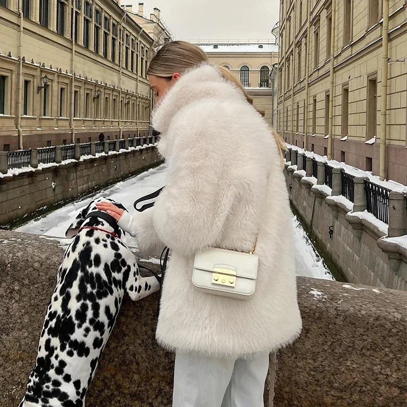 Fashionable Fluffy Fur Artificial Jacket Womens Winter Fury Coat Thick Medium to Long Fox 240824