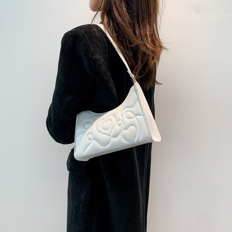 Women Bag Fashion Trend Handbag New Design Bag Armpit Bag Shoulder Bag Simple Style Casual Style Free shipping