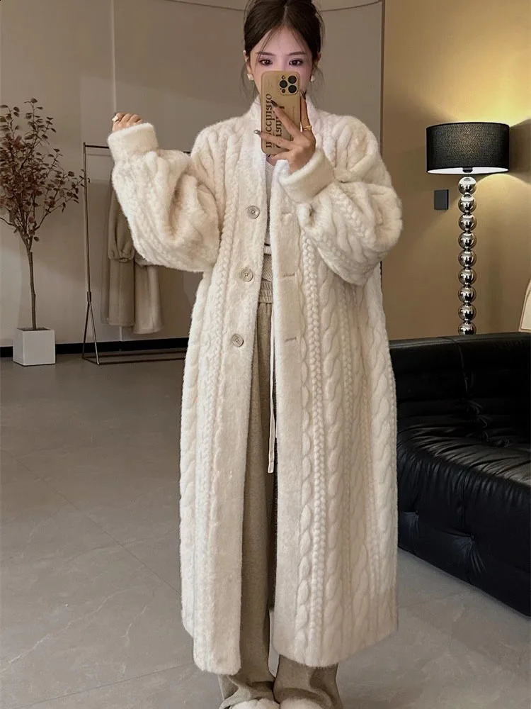 Winter Warm Artificial Mink Long Coat Womens South Korean Thick Cotton Pad Lined Jacket Single Chest Loose Rabbit Plus Abrigos 240824
