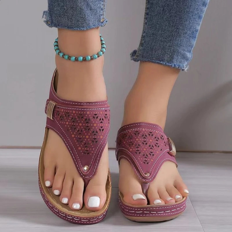 Womens leather anti slip soft platform shoes flip slippers summer womens wedge sandals with heels orthopedic sandals 43 240823