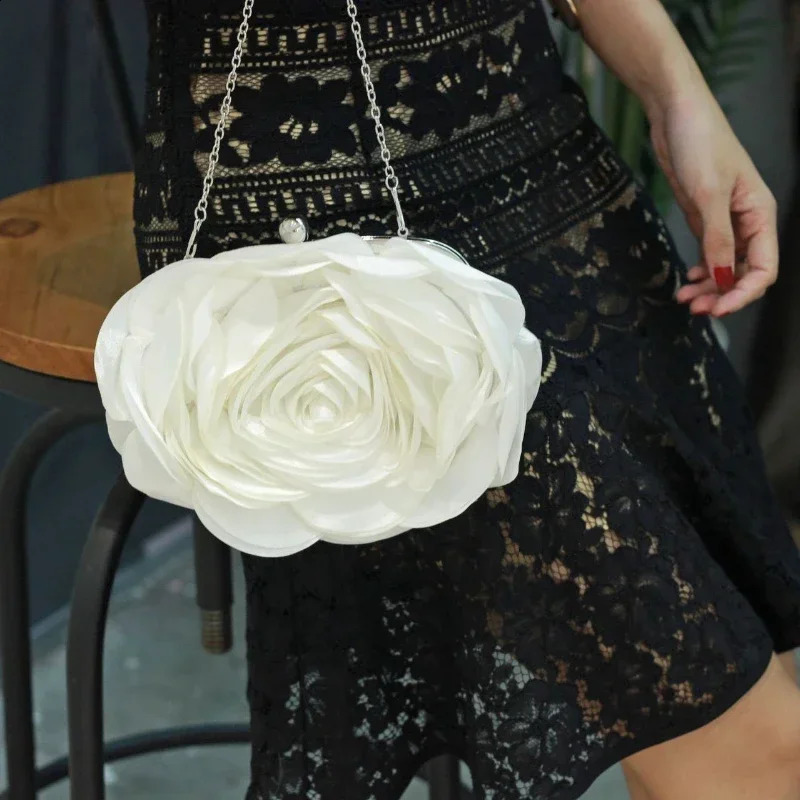 Evening Bag Flower Bride Small Purse Full Dress Party Handbag Wedding Wallet Women Floral Chain Lady Clutches 240909