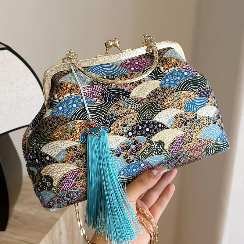 Vintage Women Chain Shoulder Bags Tassle Messenger Blue Purple Handbags Kiss Lock Shell Clip Evening Prom Clutch 240824
