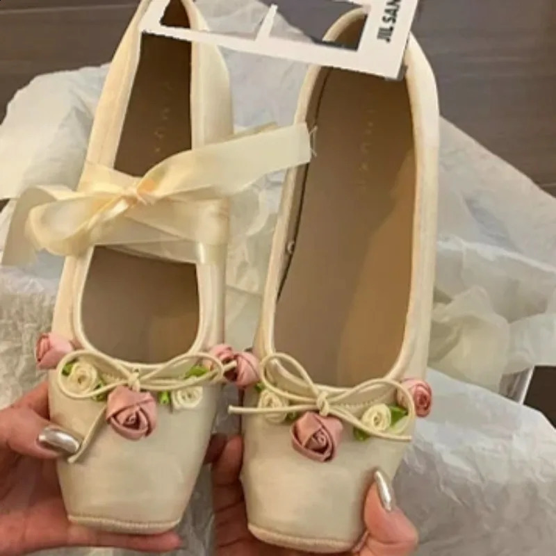 Womens Flat Shoes Pink Ballet Womens Single Shoes Fashion Lace Girls Mary Jane Shoes Sweet Flower Women Spring 240823