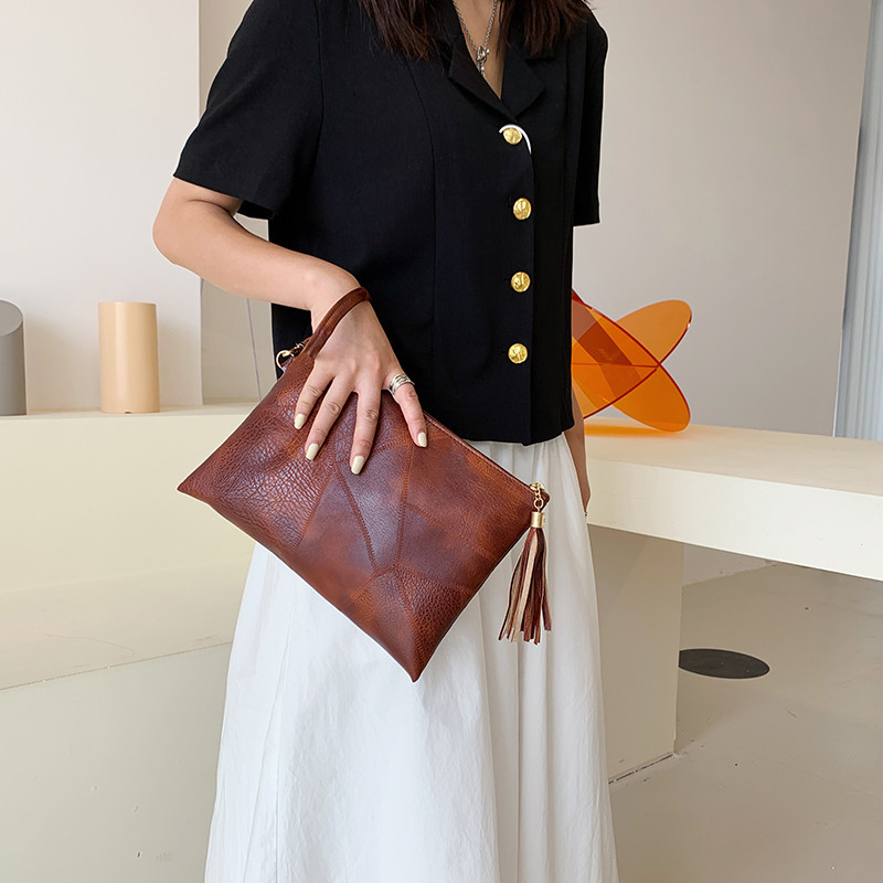 New texture design armpit bag fashionable tassel pleated shoulder bag