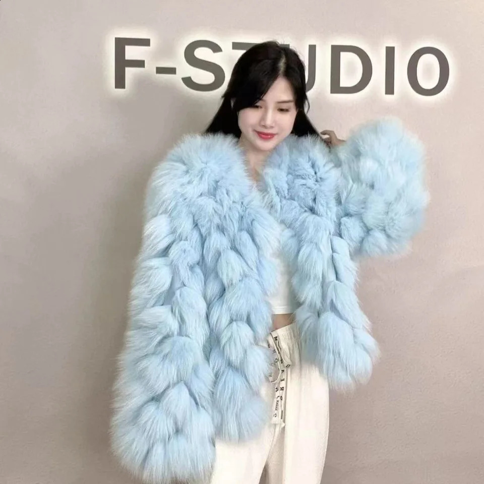 Womens Winter Warm High Quality y Fashion Full Sleeve Vneck Short Hair Jacket Ruffle Coat 240824