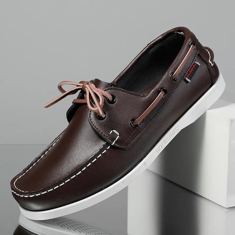 genuine leather coat for mens Moccasin driving shoes in featuring casual stylish and breathable dock classic boat shoes 240824