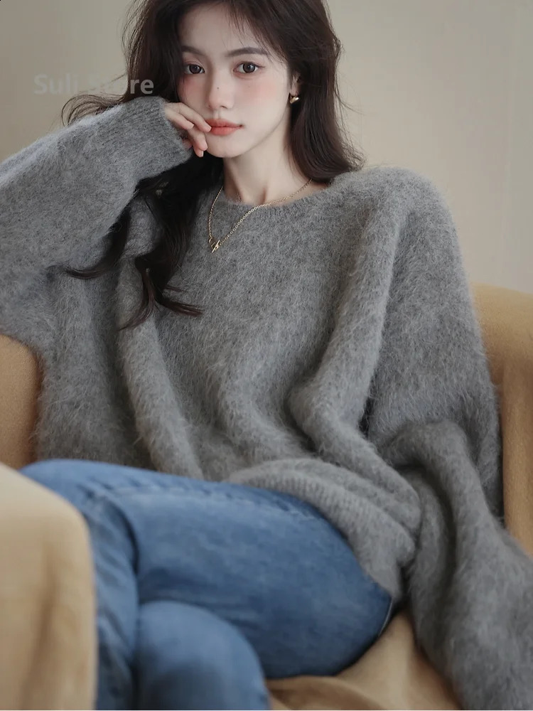 Autumn and Winter Mid-Length Mink Sweater Womens Knitwear Soft Glutinous Thick Idle Style White 240824
