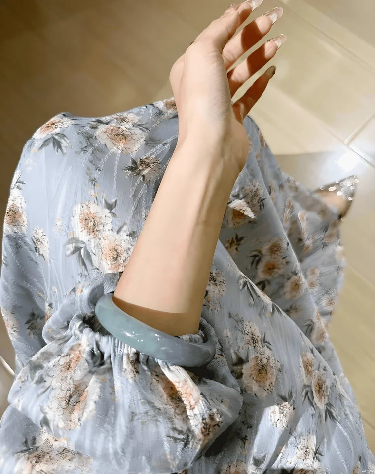 Womens spring and autumn blue floral long skirt waist tie waist slim V-neck swing dress French fashion elegant long sleeve umbr 240824