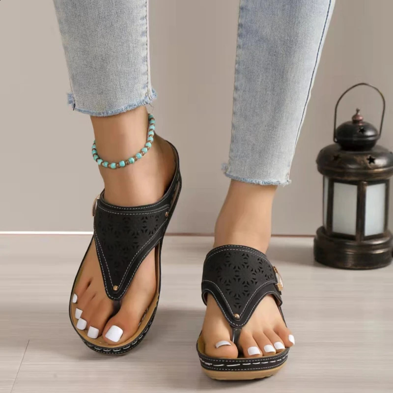Womens leather anti slip soft platform shoes flip slippers summer womens wedge sandals with heels orthopedic sandals 43 240823 ww