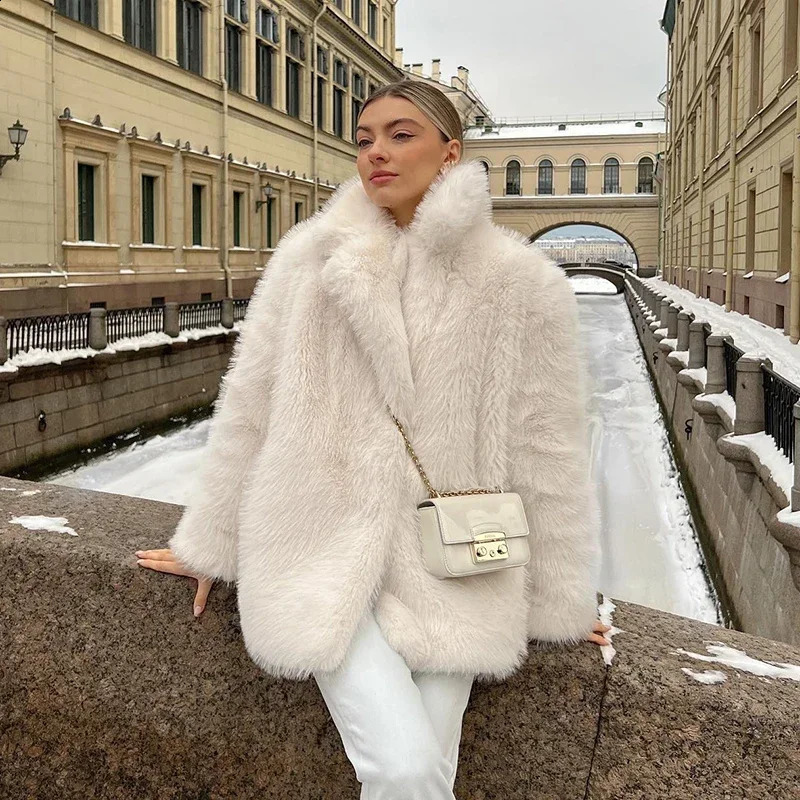 Fashionable Fluffy Fur Artificial Jacket Womens Winter Fury Coat Thick Medium to Long Fox 240824