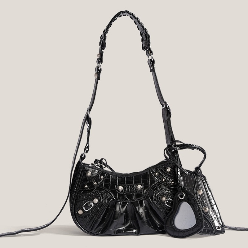 Fashionable motorcycle bag underarm bag rivet tassel high-end pleated bag single shoulder bag