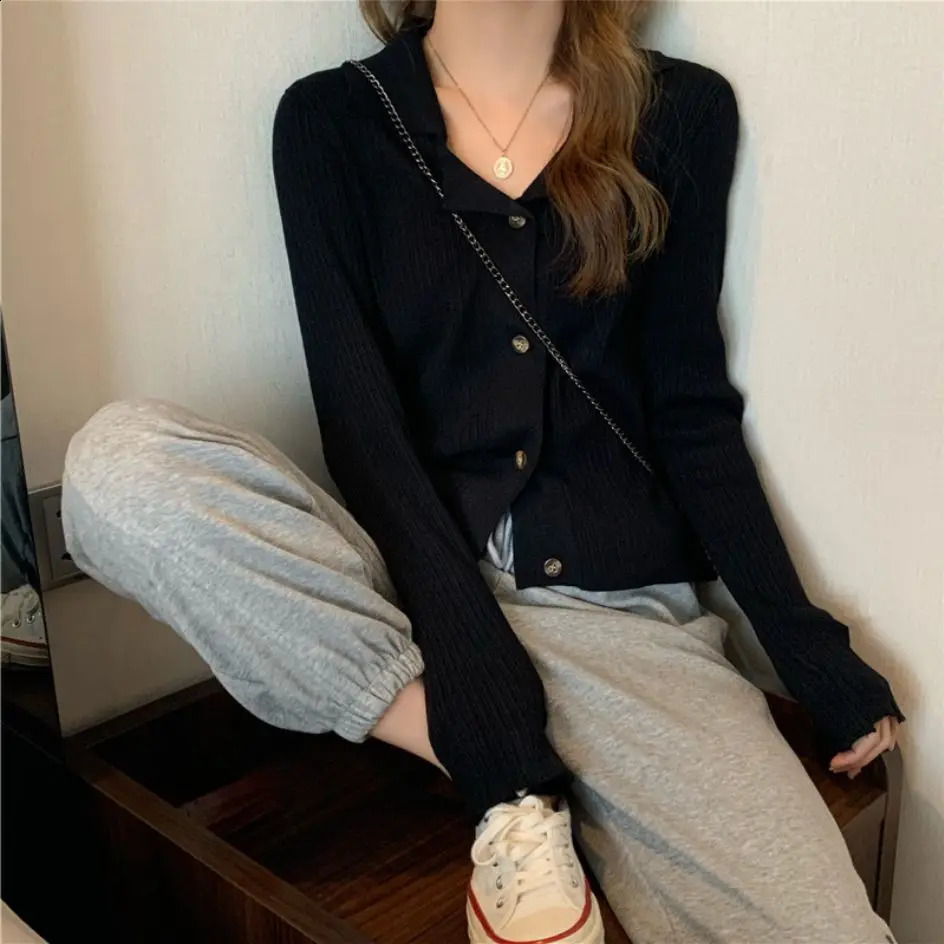 Autumn Winter Simplicity Turn-down Collar Cardigan Women Clothing Fashionable Buttons Solid Color Knitting Top Tee Ladies Tops 240824
