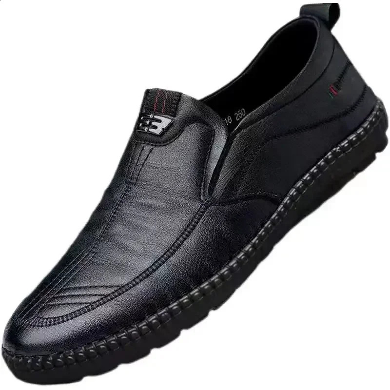 Mens leather shoes casual shoes flat shoes breathable sneakers mens office and driving sports shoes comfortable Zapatos 240823