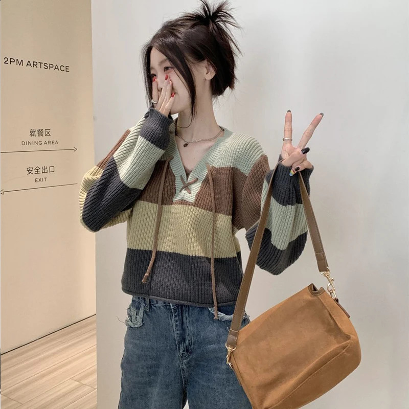 Striped Womens Sweater Autumn/Winter Tricot Knitwears Y2K Knit Sweater Long Sleeve Korean Fashion Loose Basic Tops Female 240824