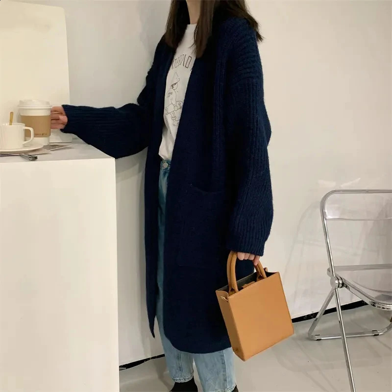 Autumn Warm Midi Knitted Cardigan Women Korean Loose Pocket Casual Knit Coats Female Fashion Lazy Style Solid AllMatch 240824