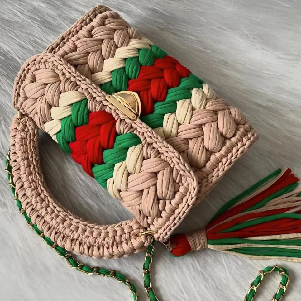 3 Womens Purses Fabric Woven Summer Bright Color Splicing Chain Tassel Pure Handmade Crochet Bag er Handbag 240826 4
