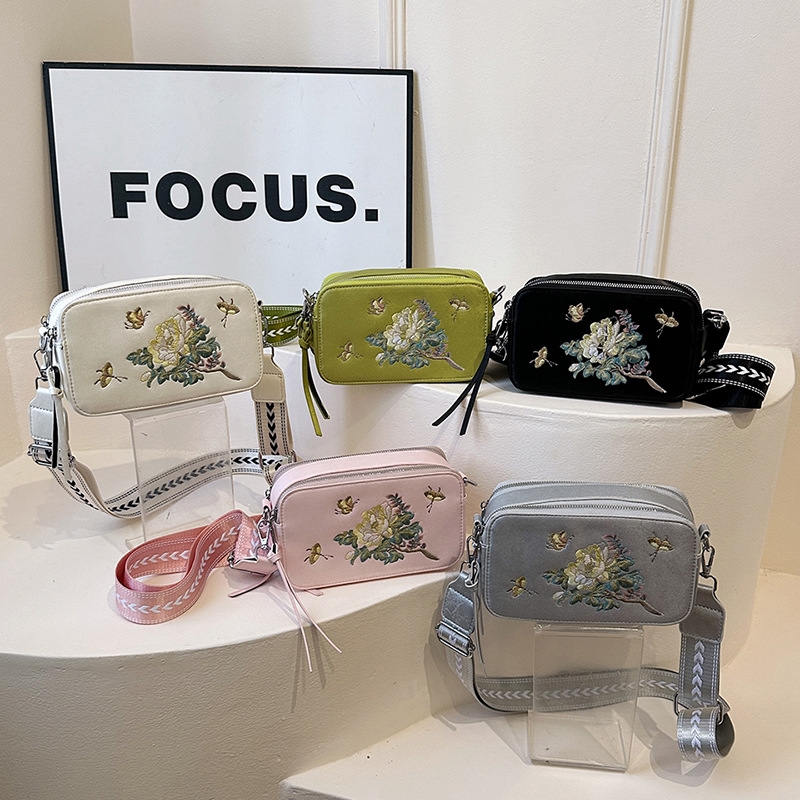 Designer Bag Luxury Bag Women's Candy-Colored Letter Decoration Crossbody Camera Shoulder Bag, Fashion Shoulder Bag Mini Square Wallet