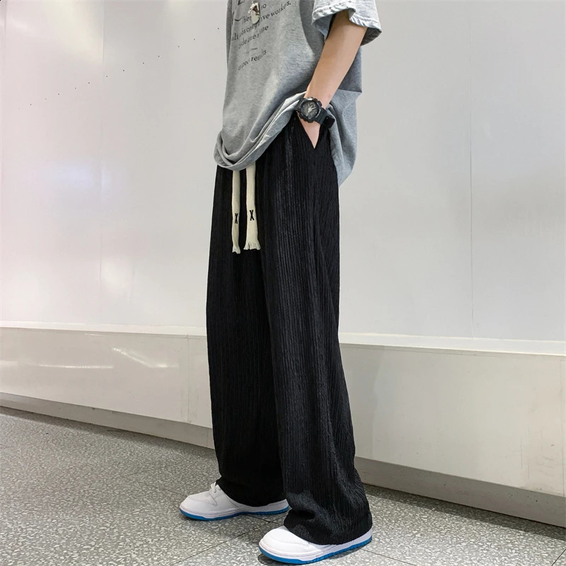 Summer Ice Silk Pants Men Fashion Oversized Wide Leg Pants Men Japanese Streetwear Hip Hop Loose Pleated Pants Mens Trousers 240826