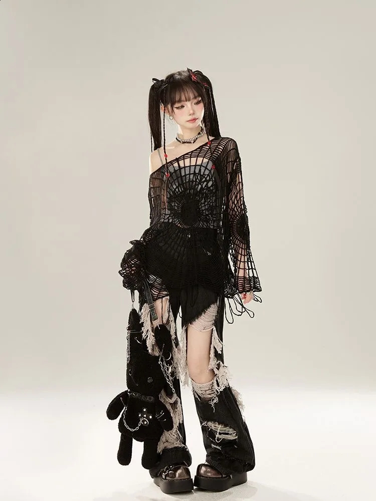 Retro black hollow outer knitted sweater summer spider web hole top womens Y2k shoulder long sleeved zipper 240826