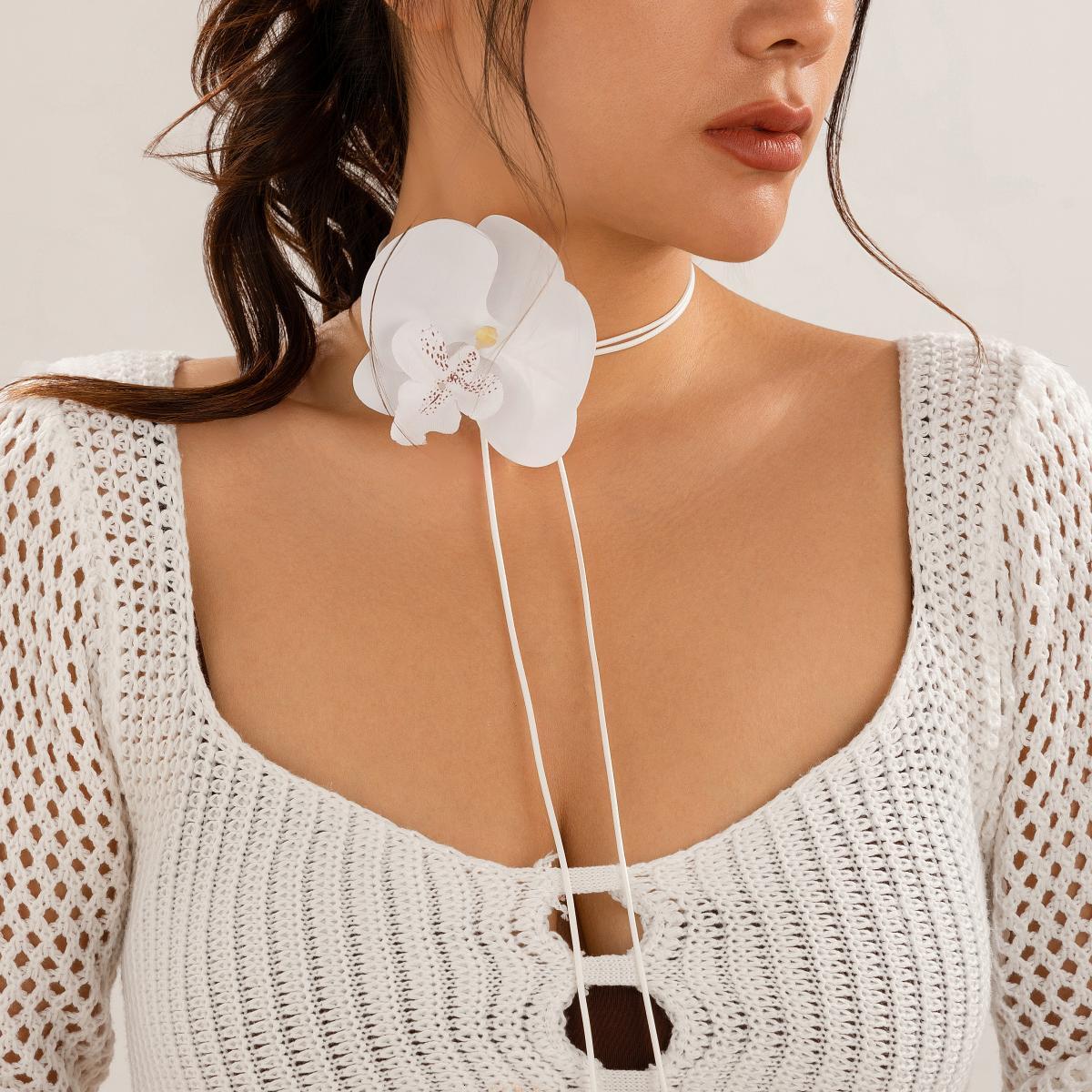 Jewelry hot selg butterfly orchid neck chain pull-out choker personalized long ral collar for women