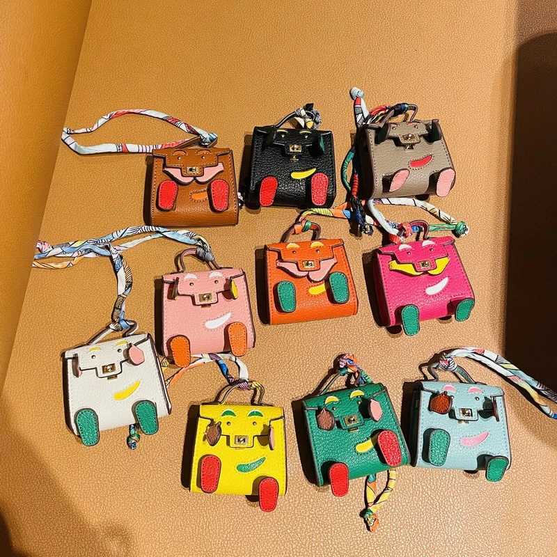 Keychains Lanyards 1 mini PU leather handbag decoration pendant bag headphone box fashionable key charm mini wallet support bag doll accessories Y2408