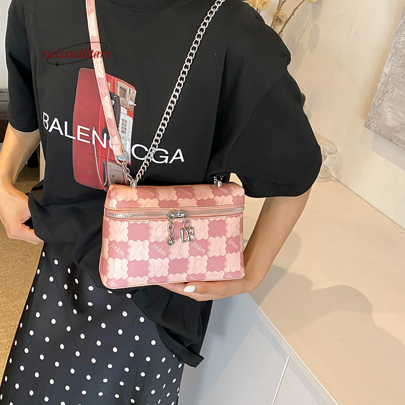 Swissmilitary New color blocking checkered for summer women 2024 small square high-end single shoulder crossbody bag, fashionable chain women's b