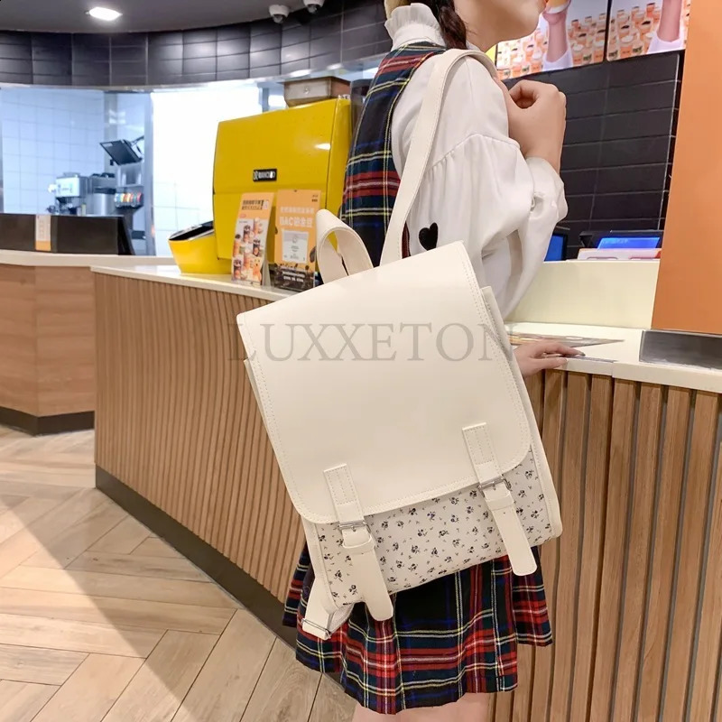 Womens Cute Flower Backpack Fashion Backpack Korean Rucksack Kawaii Summer Style Backpack 240912