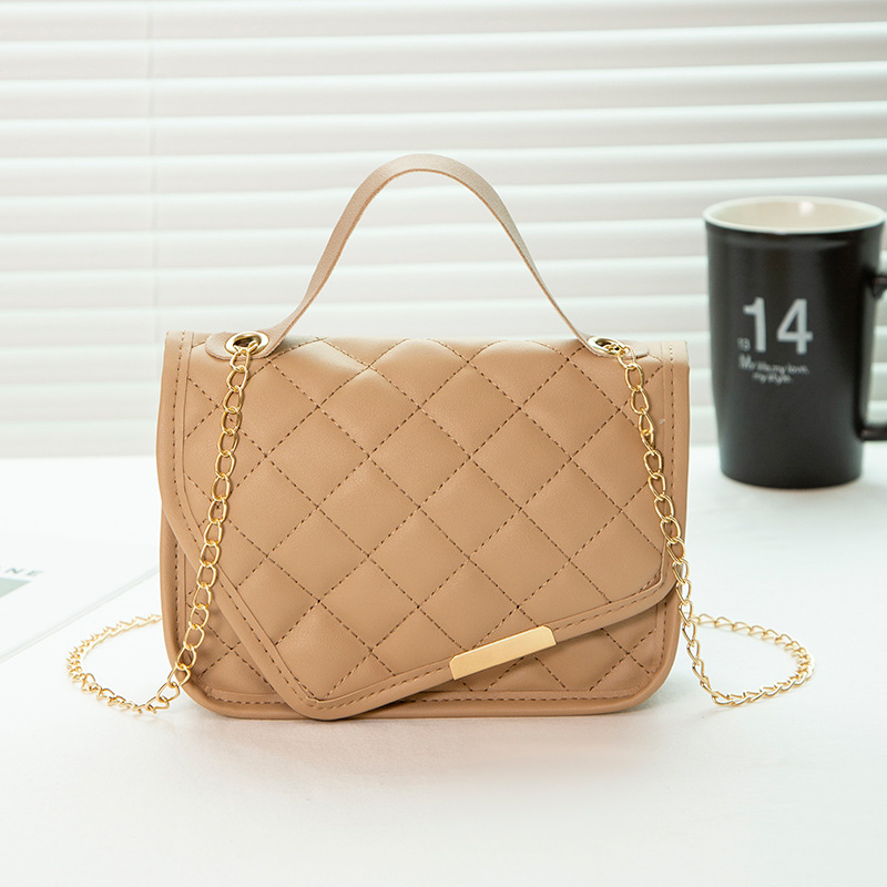 Women Bag Embroidered Ladies Handbag Crossbody Bag Outdoor Leisure Style Shoulder Bag Free shipping