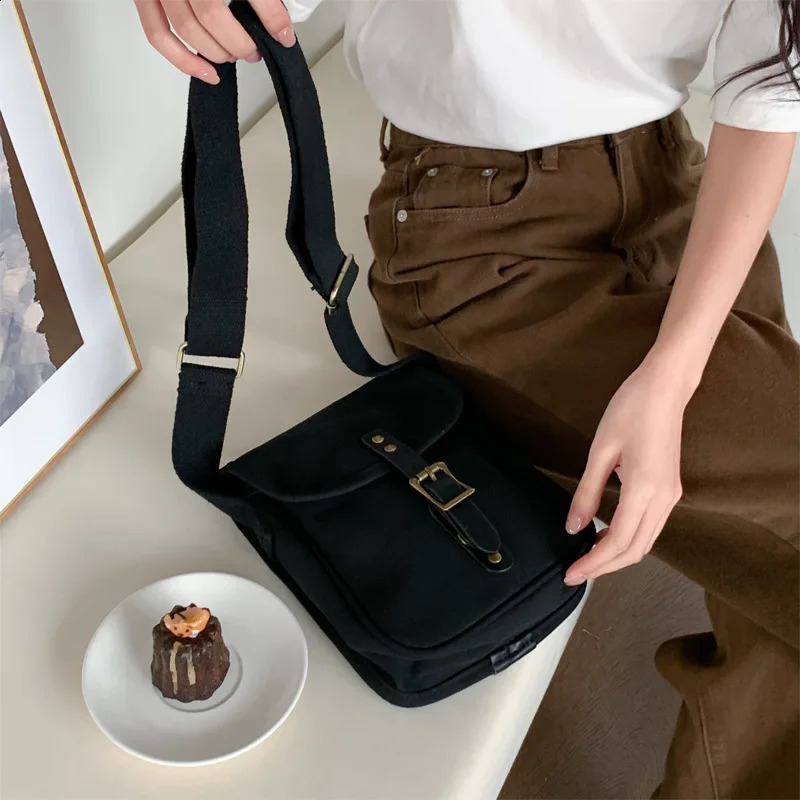 Japanese Korean Vintage Casual Canvas Crossbody Bag Streetwear Women Simple Handbags Fashion All Match Y2k Shoulder Bags Trendy 240824