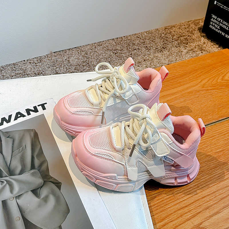 Athletic Outdoor Girls gradient sports 2024 spring/summer new item childrens casual breathable mesh boys fashionable dad shoes C260130