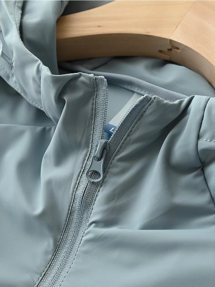 Men Summer Jacket UPF50 UV Blocking Skin Coats Nylon/Spandex Breathable Quick Dry Light Thin Sun Protection Hooded Windbreakers 240826